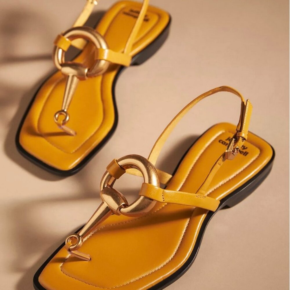 NWOT Gold leather sandal